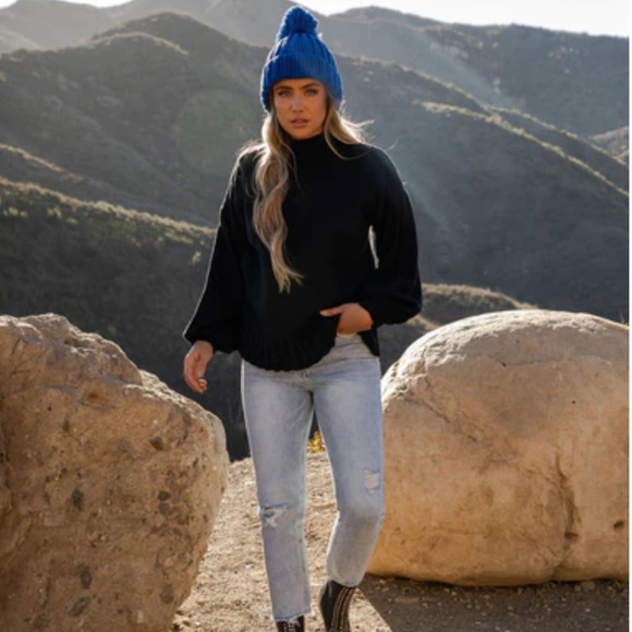 Vici Sweaters - VICI Black Ribbed Mockneck Sweater
